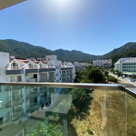 Yuzbasi ホテル マルマリス