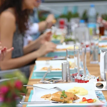 Yuzbasi マルマリス