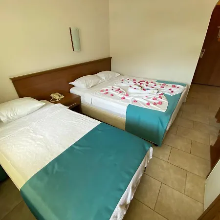 Hotel Yuzbasi 3*