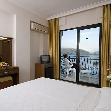 Hotel Yuzbasi 3*