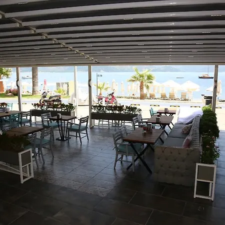 מלון Bliss Beach Hotel מרמריס