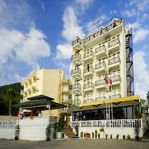 Yuzbasi Hotel 3*